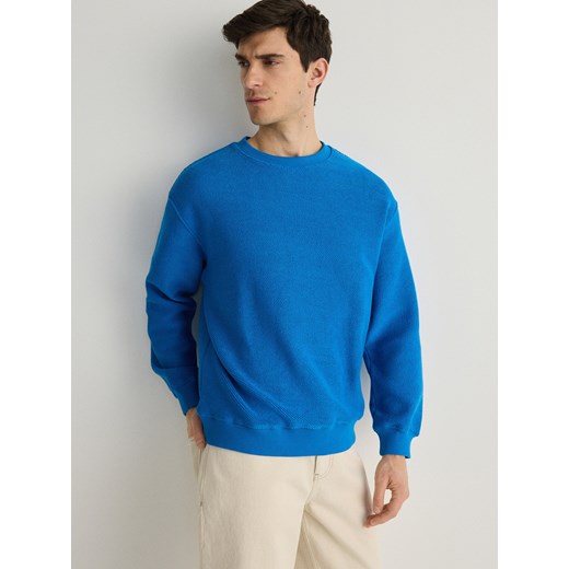 Reserved - Bluza ze strukturalnej dzianiny - niebieski ze sklepu Reserved w kategorii Bluzy męskie - zdjęcie 170742728