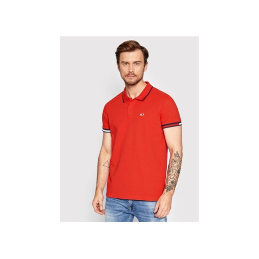 Tommy Jeans Polo Flag DM0DM12963 Czerwony Regular Fit ze sklepu MODIVO w kategorii T-shirty męskie - zdjęcie 170744998