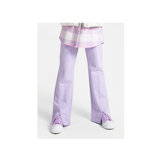 Coccodrillo Spodnie materiałowe WC4122701GEJ Fioletowy Regular Fit ze sklepu MODIVO w kategorii Spodnie dziewczęce - zdjęcie 170752958