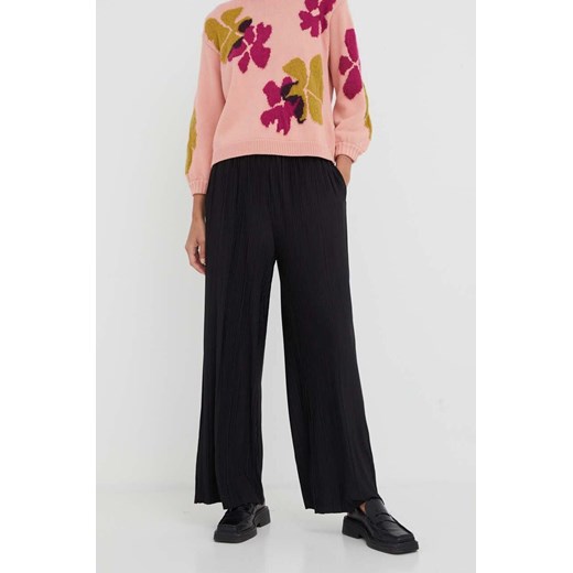 Samsoe Samsoe spodnie UMA damskie kolor czarny szerokie high waist F21200187 ze sklepu PRM w kategorii Spodnie damskie - zdjęcie 170769598