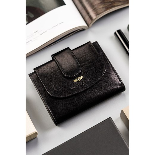 Średnich rozmiarów, skórzany portfel damski ze sklepu 5.10.15 w kategorii Portfele damskie - zdjęcie 170772498