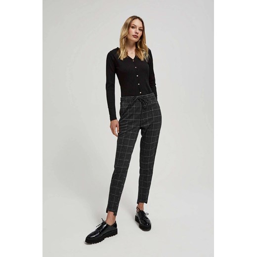 Czarne spodnie damskie dzianinowe w kratę ze sklepu 5.10.15 w kategorii Spodnie damskie - zdjęcie 170772617