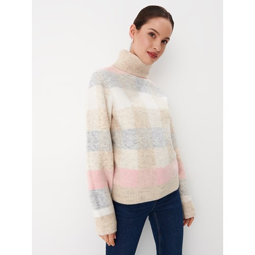 Mohito - Wzorzysty sweter z golfem - pastelowy różowy ze sklepu Mohito w kategorii Swetry damskie - zdjęcie 170779176