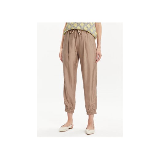 Marella Spodnie materiałowe Galoppo 2413131095 Beżowy Relaxed Fit ze sklepu MODIVO w kategorii Spodnie damskie - zdjęcie 170792815