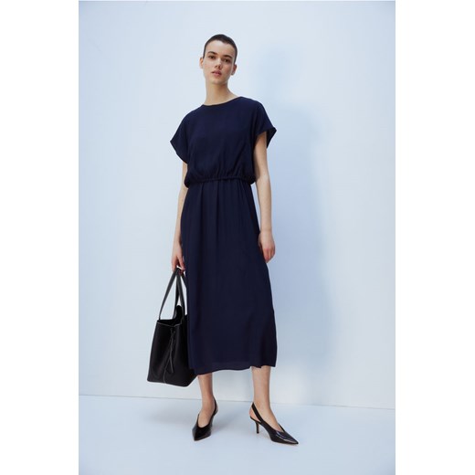 H & M - MAMA Krepowana sukienka dla karmiącej - Niebieski ze sklepu H&M w kategorii Sukienki ciążowe - zdjęcie 170797189