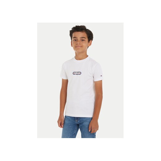 Tommy Hilfiger T-Shirt Track KB0KB08810 Biały Regular Fit ze sklepu MODIVO w kategorii T-shirty chłopięce - zdjęcie 170797695