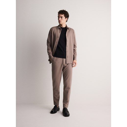 Reserved - Spodnie chino slim - beżowy ze sklepu Reserved w kategorii Spodnie męskie - zdjęcie 170820978