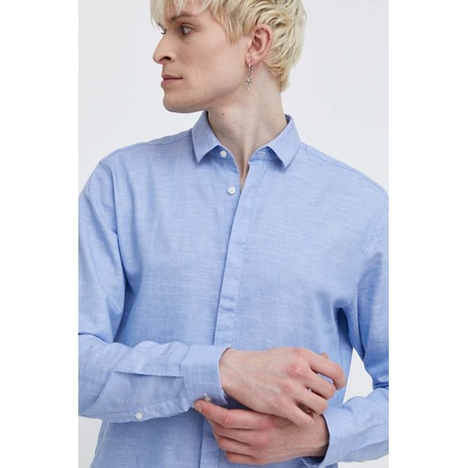HUGO koszula z domieszką lnu kolor niebieski slim z kołnierzykiem klasycznym 50513966 ze sklepu ANSWEAR.com w kategorii Koszule męskie - zdjęcie 170830079