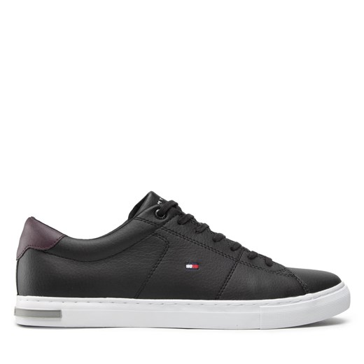 Sneakersy Tommy Hilfiger Essential Leather Detail Vulc FM0FM04047 Black BDS ze sklepu eobuwie.pl w kategorii Trampki męskie - zdjęcie 170840768