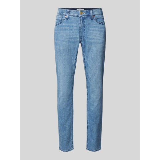 Jeansy o kroju modern fit z naszywką z logo model ‘CHUCK’ ze sklepu Peek&Cloppenburg  w kategorii Jeansy męskie - zdjęcie 170869028