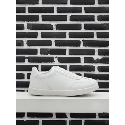 Sinsay - Sneakersy - biały ze sklepu Sinsay w kategorii Buty sportowe damskie - zdjęcie 170872837
