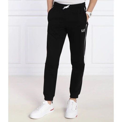 EA7 Spodnie dresowe | Regular Fit ze sklepu Gomez Fashion Store w kategorii Spodnie męskie - zdjęcie 170890658