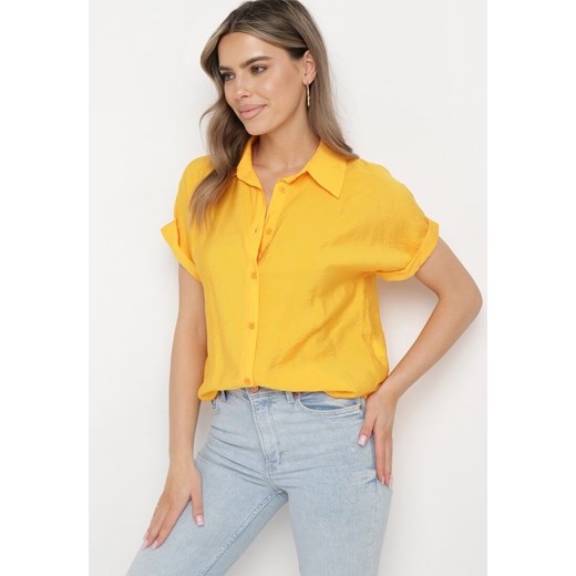 Żółta Koszula z Wiskozy Asymetryczna z Krótszym Przodem Karinas ze sklepu Born2be Odzież w kategorii Koszule damskie - zdjęcie 170895599