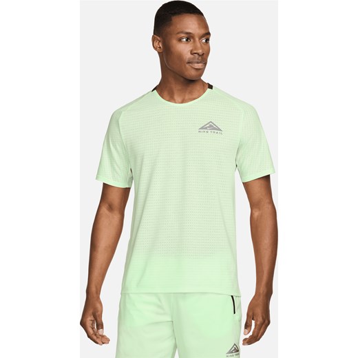 Męska koszulka z krótkim rękawem do biegania Dri-FIT Nike Trail Solar Chase - Zieleń ze sklepu Nike poland w kategorii T-shirty męskie - zdjęcie 170913919