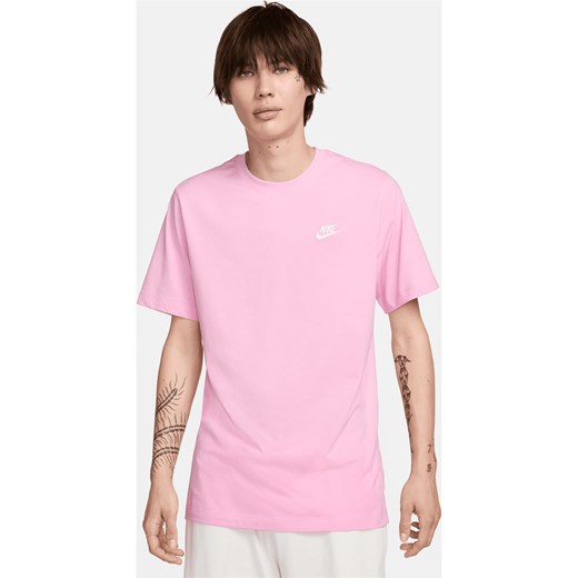 T-shirt męski Nike Sportswear Club - Różowy ze sklepu Nike poland w kategorii T-shirty męskie - zdjęcie 170914299