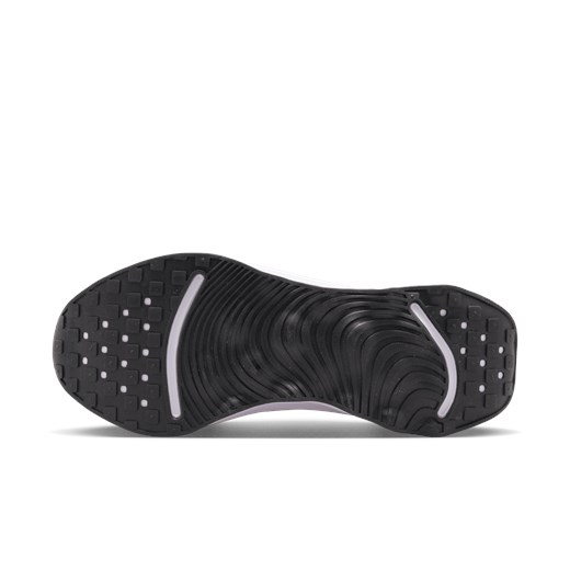 Buty sportowe damskie Nike sznurowane na płaskiej podeszwie 