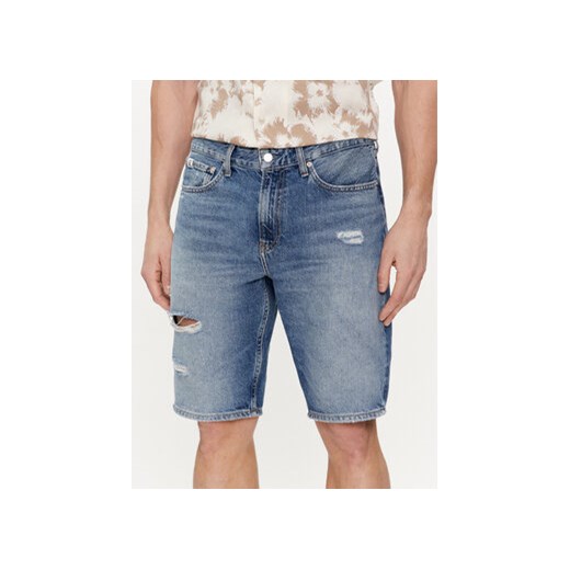 Calvin Klein Jeans Szorty jeansowe J30J324878 Niebieski Regular Fit ze sklepu MODIVO w kategorii Spodenki męskie - zdjęcie 170918547
