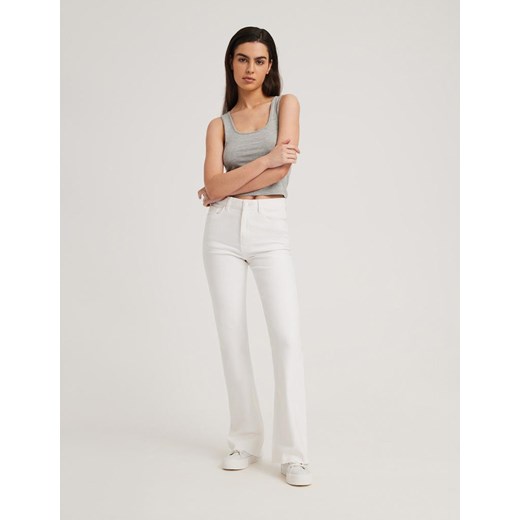 Spodnie FOLA Biały 34 ze sklepu Diverse w kategorii Jeansy damskie - zdjęcie 170919495