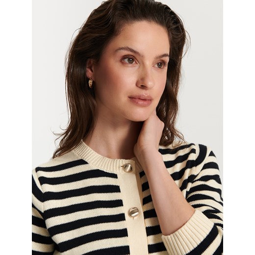 Sinsay sweter damski z dekoltem v 