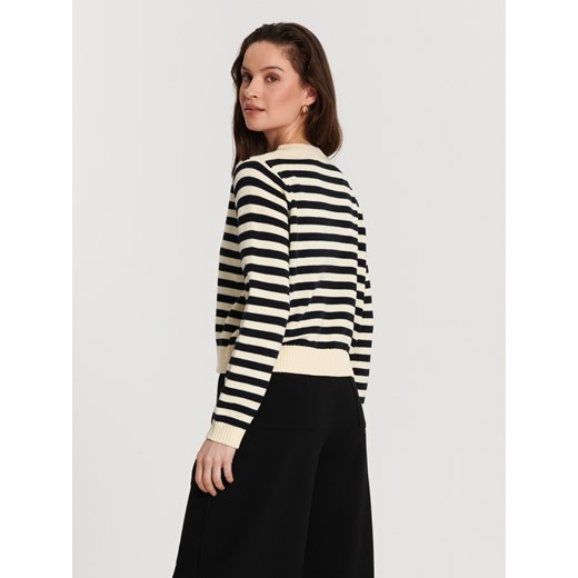 Sweter damski Sinsay z dekoltem v 