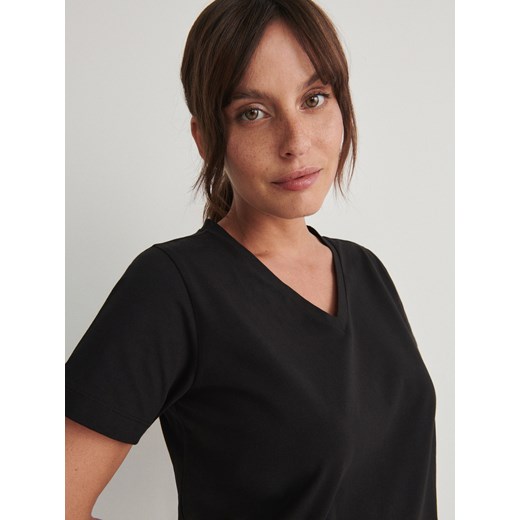 Reserved - T-shirt z dekoltem V - czarny ze sklepu Reserved w kategorii Bluzki ciążowe - zdjęcie 170925605