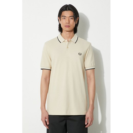 Fred Perry polo bawełniane Twin Tipped Shirt kolor beżowy gładki M3600.U87 ze sklepu PRM w kategorii T-shirty męskie - zdjęcie 170928166