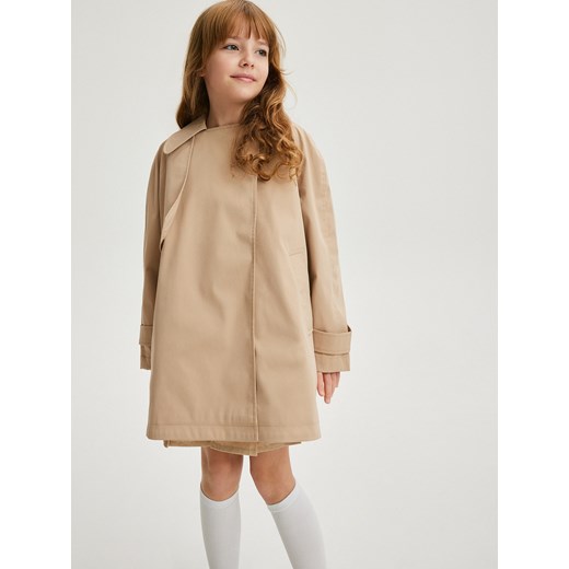 Reserved - Klasyczny płaszcz - beżowy ze sklepu Reserved w kategorii Płaszcze dziewczęce - zdjęcie 170958498