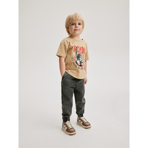Reserved - Elastyczne jeansy jogger - jasnoszary ze sklepu Reserved w kategorii Spodnie i półśpiochy - zdjęcie 170965247