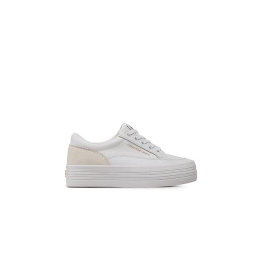 Calvin Klein Jeans Sneakersy Vulc Flatf Low Cut Mix Material YW0YW00864 Biały ze sklepu MODIVO w kategorii Trampki damskie - zdjęcie 170968498