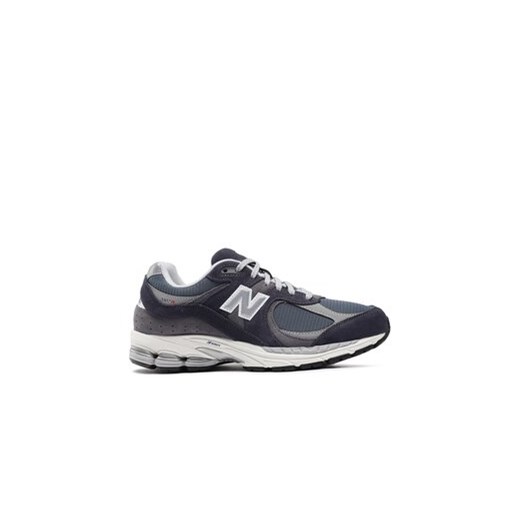 New Balance Sneakersy M2002RSF Granatowy ze sklepu MODIVO w kategorii Buty sportowe męskie - zdjęcie 170969765