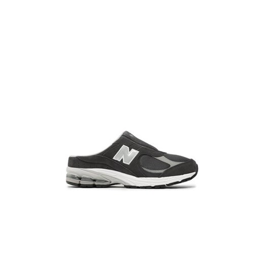 New Balance Sneakersy M2002RMC Czarny ze sklepu MODIVO w kategorii Klapki męskie - zdjęcie 170969886