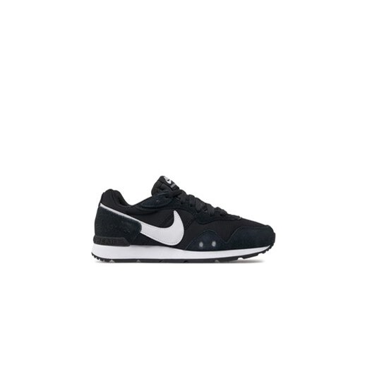 Nike Sneakersy Venture Runner CK2948 001 Czarny ze sklepu MODIVO w kategorii Buty sportowe damskie - zdjęcie 170985486
