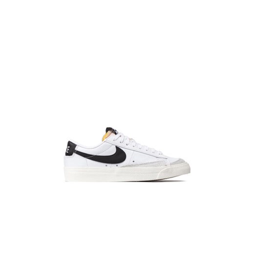 Nike Sneakersy Blazer Low '77 DC4769 102 Biały ze sklepu MODIVO w kategorii Trampki damskie - zdjęcie 170985978
