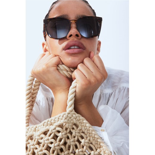H & M - Okulary przeciwsłoneczne - Brązowy ze sklepu H&M w kategorii Okulary przeciwsłoneczne damskie - zdjęcie 171007715