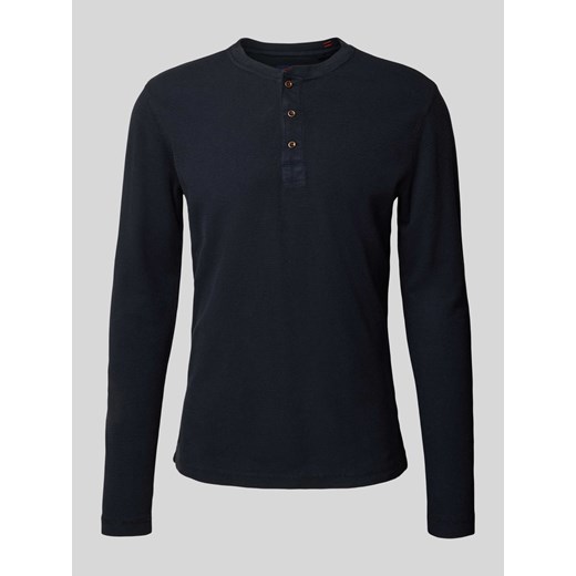 Bluzka z długim rękawem i dekoltem serafino ze sklepu Peek&Cloppenburg  w kategorii T-shirty męskie - zdjęcie 171020635