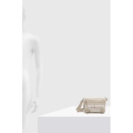 Listonoszka Calvin Klein na ramię matowa 
