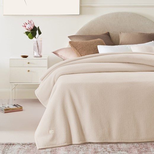 KOC NARZUTA BOUCLE - BEŻOWY JASNY 200x220 Room99 One Size Room99