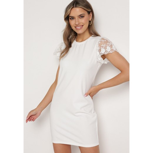 Biała Dopasowana Sukienka z Koronkowym Rękawkiem Cidariana ze sklepu Born2be Odzież w kategorii Sukienki - zdjęcie 171166898