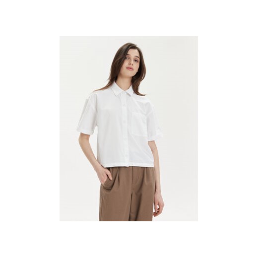 Vans Koszula Mcmillan Ss Top VN000F74 Biały Regular Fit ze sklepu MODIVO w kategorii Koszule damskie - zdjęcie 171181398