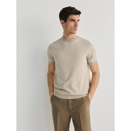 Reserved - Sweter z krótkim rękawem - beżowy ze sklepu Reserved w kategorii Swetry męskie - zdjęcie 171185095