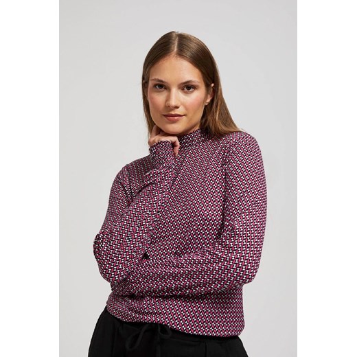 Fuksjowa bluzka damska wzorzysta z półgolfem ze sklepu 5.10.15 w kategorii Bluzki damskie - zdjęcie 171189189