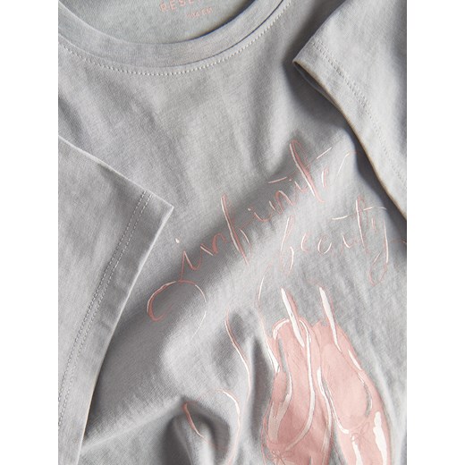 Reserved - Bawełniany t-shirt z nadrukiem - jasnoszary ze sklepu Reserved w kategorii Bluzki dziewczęce - zdjęcie 171198517