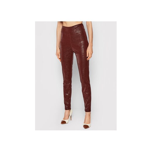 Guess Spodnie z imitacji skóry Priscilla W1BB08 WE5V0 Brązowy Extra Slim Fit ze sklepu MODIVO w kategorii Spodnie damskie - zdjęcie 171211968
