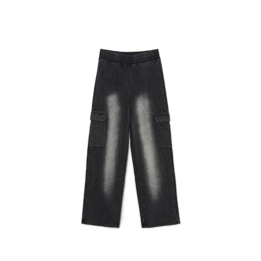 Cropp - Spodnie wide leg z kieszeniami cargo - czarny ze sklepu Cropp w kategorii Jeansy damskie - zdjęcie 171215867