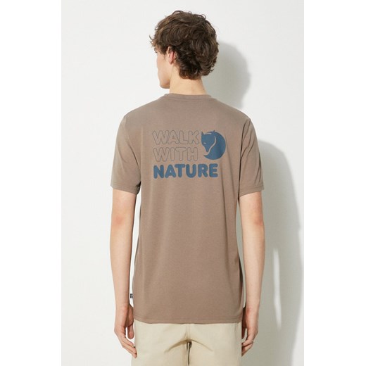 Fjallraven t-shirt Walk With Nature T-shirt M męski kolor brązowy z nadrukiem F12600216.244 ze sklepu PRM w kategorii T-shirty męskie - zdjęcie 171220946