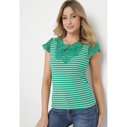 Zielony Bawełniany T-shirt w Paski z Koronkowymi Wstawkami Idamarie ze sklepu Born2be Odzież w kategorii Bluzki damskie - zdjęcie 171230067