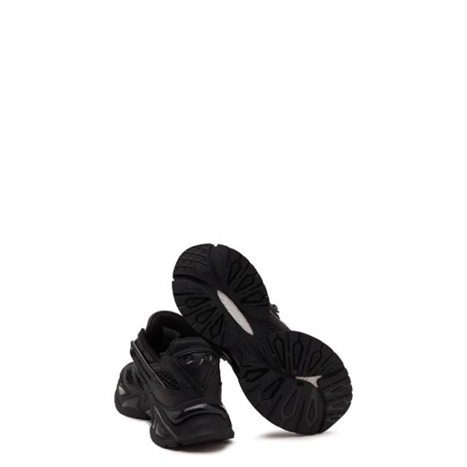 Buty sportowe damskie Guess sneakersy czarne na płaskiej podeszwie z tworzywa sztucznego 