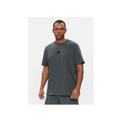 adidas T-Shirt City Escape IN3709 Zielony Loose Fit ze sklepu MODIVO w kategorii T-shirty męskie - zdjęcie 171254807