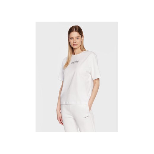 Calvin Klein T-Shirt Coordinates Logo Graphic K20K204996 Biały Relaxed Fit ze sklepu MODIVO w kategorii Bluzki damskie - zdjęcie 171256185