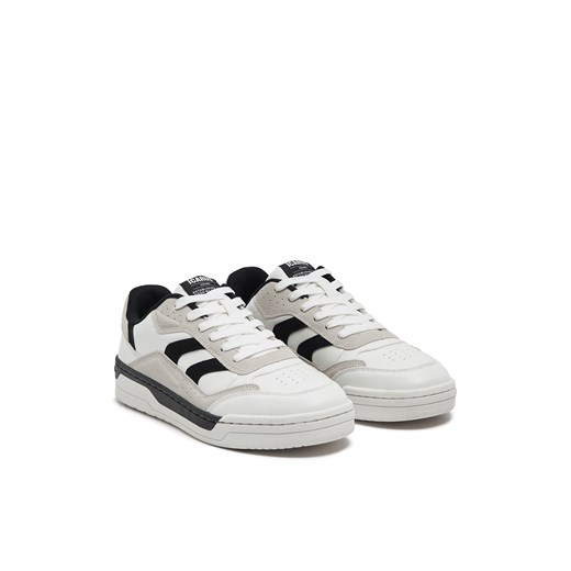Buty sportowe męskie beżowe Cropp